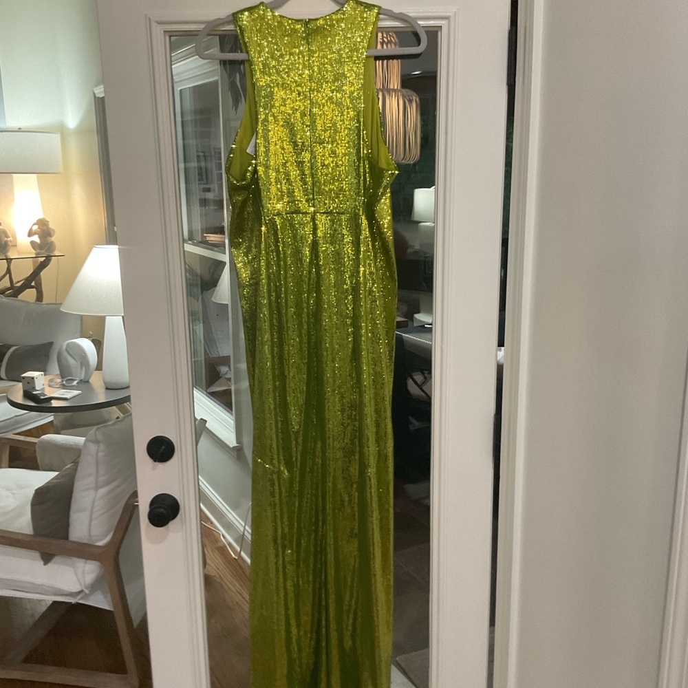 Galvan ABSOLUTELY STUNNING EVENING DRESS. It fits like a glove  .